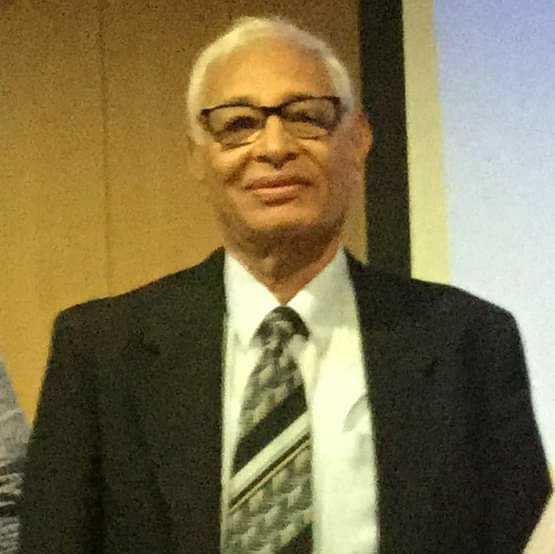 د. محمد عباس نموذج الأكاديمي الموسوعيّ وفوبيا التخصص